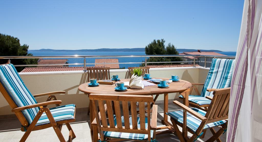 Apartments Medvid Trogir Quarto foto